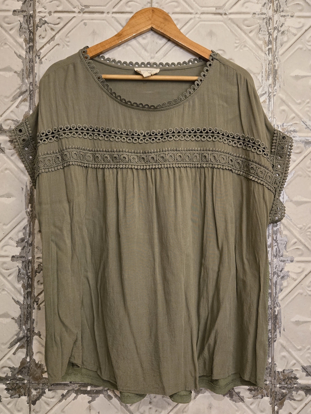 Flower & Feather Bohemian-Olive Green Crochet Trim Women's Blouse Top Plus 3X - Picture 3 of 9